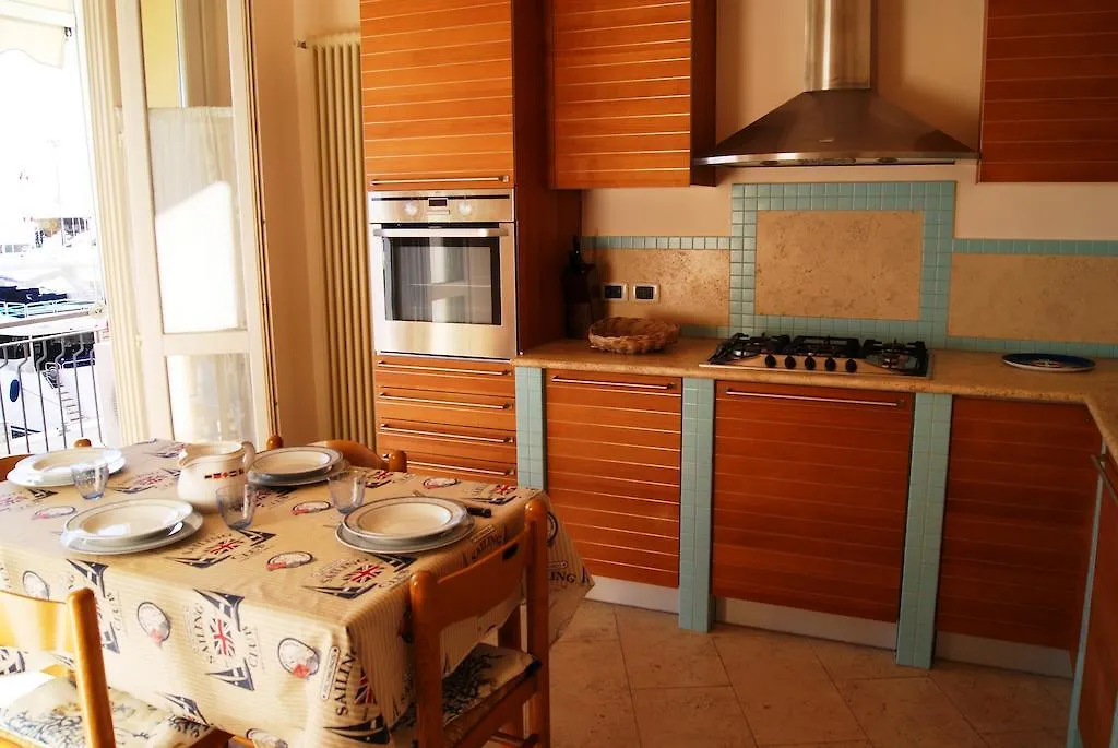 Aria Di Mare Apartment Imperia Italy