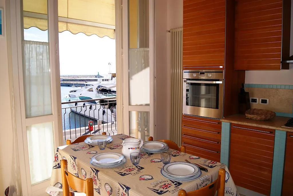 Aria Di Mare Apartment Imperia